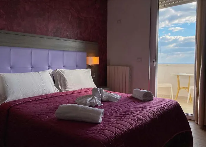 Bluebay Aparthotel 3*
